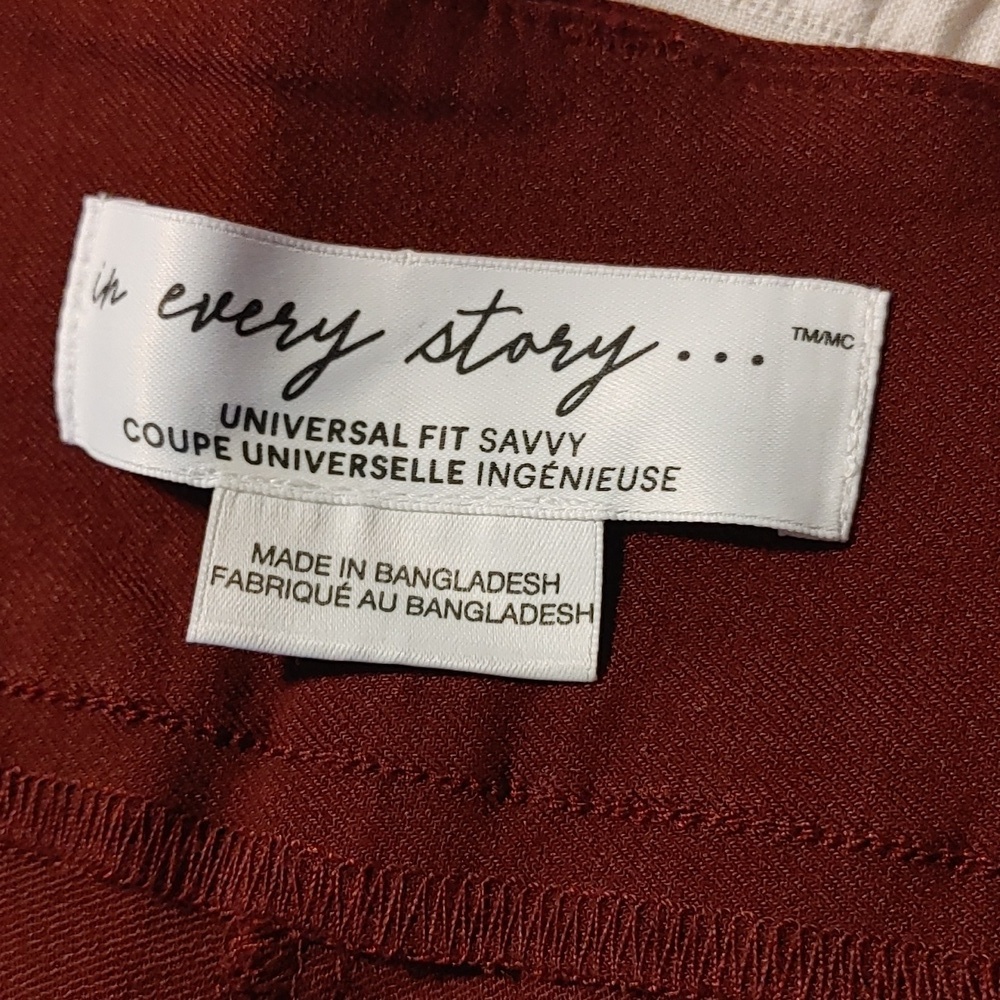 🇨🇦 NWT Universal Fit Plus size Burgundy Straight Leg Pant 24P - Picture 7 of 9